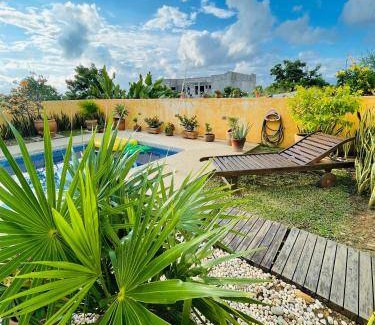 Barra de Colotepec Bed & Breakfast | 200 m² Bed and breakfast ∙ 5 bedrooms ∙ 10 guests