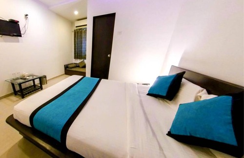Vasai West Hotel | 200 m² Hotel ∙ 2 guests