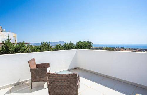 Kalathos House | 200 m² House ∙ 4 bedrooms ∙ 8 guests