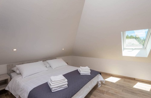 Kuciste House | 200 m² House ∙ 4 bedrooms ∙ 8 guests