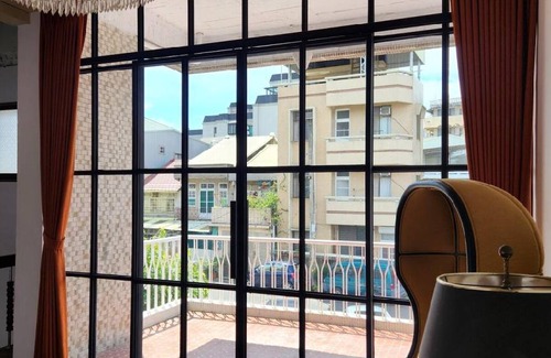 East District House | 200 m² House ∙ 4 bedrooms ∙ 10 guests