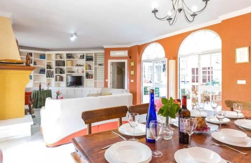 Arcos de la Frontera House | 200 m² House ∙ 5 bedrooms ∙ 10 guests