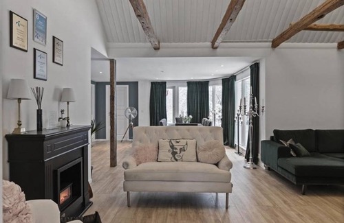 Perstorp House | 200 m² House ∙ 7 bedrooms ∙ 2 guests