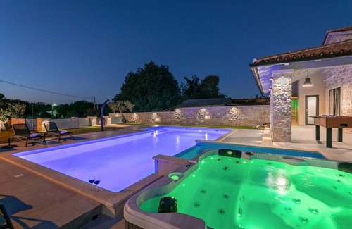 Filipini House | 200 m² Maisonette ∙ 4 bedrooms ∙ 8 guests