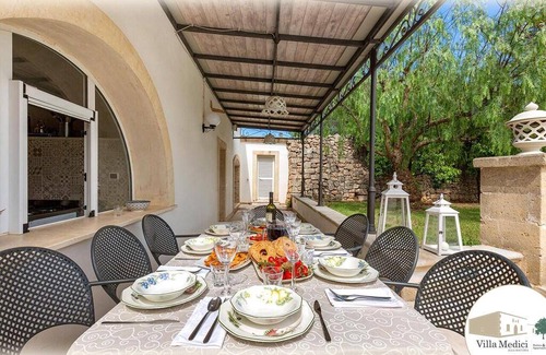 Oria Villa | 200 m² Villa ∙ 5 bedrooms ∙ 9 guests