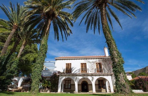 L'Albufereta Villa | 2000 m² Villa ∙ 7 bedrooms ∙ 20 guests