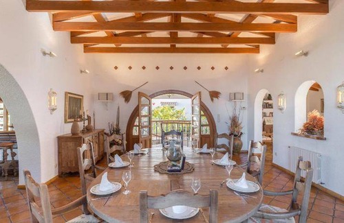 L'Albufereta Villa | 2000 m² Villa ∙ 7 bedrooms ∙ 20 guests
