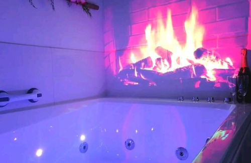 Quartier Chorier-Berriat Apartment | ๐ 2005๐ฅ Double Jacuzzi ๐appart Cosy ๐ Tram ร 50m