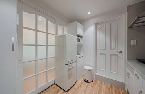 Cheongdam Apartment | 201 Apgujeong 2nd, Studio 1 Bath Queen Bed