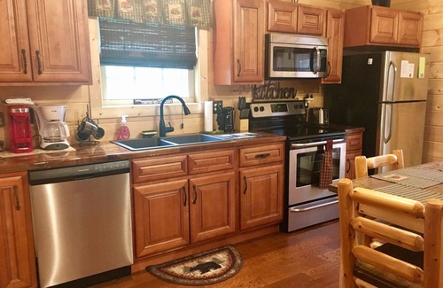 Gatlinburg - Pigeon Forge Cabin | 2026 NOW OPEN TO RESERVE at The Curious Bear in Gatlinburg Enjoy the best!