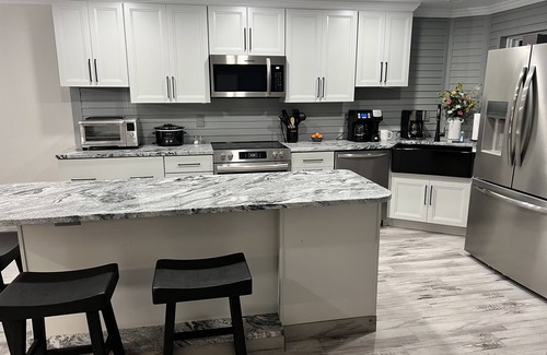 Daytona Beach Shores Condo | #203 2BR, 2KING BEDS, 1QMurphy, 2.5BA Max 6, #20 Dog, Discount 7nt, SPACIOUS