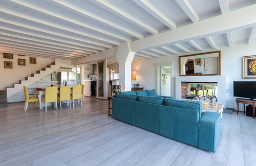 Campagnano di Roma Villa | 207 m² Villa ∙ 5 bedrooms ∙ 9 guests