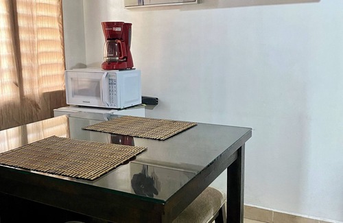 San Pedro Sula Apartment | 208- Mini Suite Privada 1 Habitacion, Baño Privado, Mini Fridge, Parqueo