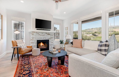 Deer Mountain House | 209 m² House ∙ 4 bedrooms ∙ 10 guests