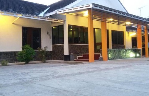 Pangandaran Cabin | 21 m² Lodge ∙ 3 guests