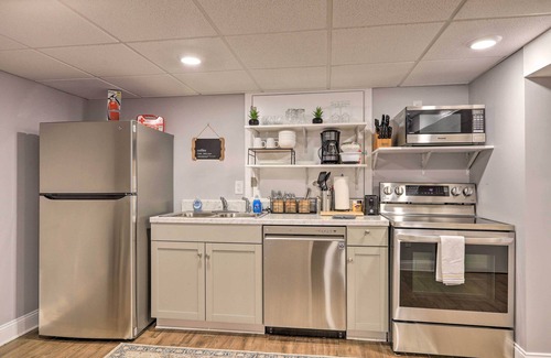Jonesboro Apartment | 21 Mi to Atlanta: Getaway w/Fire Pit!
