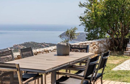 Marathon Resort | 210 m² Resort ∙ 3 bedrooms ∙ 127 guests