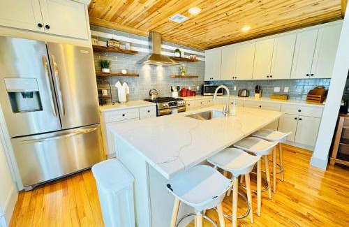 Prairie Creek House | 214 m² House ∙ 1 bedroom ∙ 14 guests
