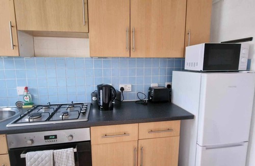 Exeter Apartment | 22 - Georgian Studio Apartment