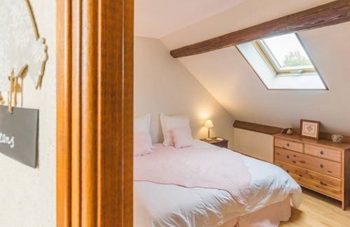 Marigny-les-Reullee Hotel | 22 m² Hotel ∙ 1 bedroom ∙ 3 guests