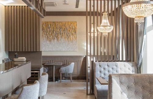 Business District Hotel | 22 m² Hotel ∙ 127 guests