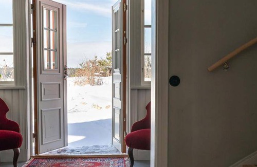 Vasterljung Cabin | 220 m² Lodge ∙ 6 bedrooms ∙ 12 guests