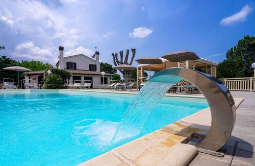 Dogana Villa | 220 m² Villa ∙ 4 bedrooms ∙ 12 guests