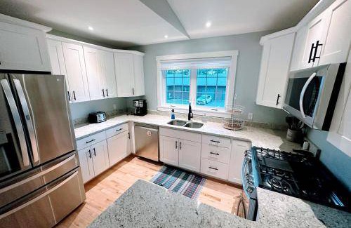 Lincolnville Resort | 223 m² Resort ∙ 3 bedrooms ∙ 8 guests