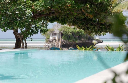 Pingwe Resort | 230 m² Resort ∙ 6 bedrooms ∙ 20 guests