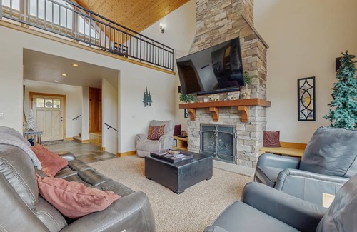Sandpoint House | 231 m² House ∙ 4 bedrooms ∙ 11 guests