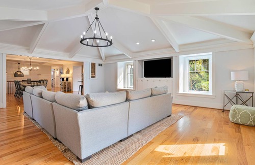 Stevensville House | 232 m² House ∙ 4 bedrooms ∙ 10 guests