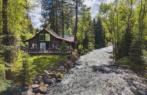 Durango - Purgatory House | 235 Verde Lane Hideaway River Cabin
