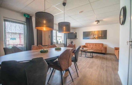 Linde House | 238 m² House ∙ 9 bedrooms ∙ 28 guests