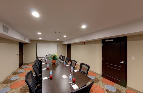 Bryant Pattengill East Apartment | 24-Hour Business Center + Fitness Center | Studio in Research Park, Close to U of M