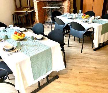 Conches-en-Ouche Apartment | 24 m² Serviced apartment ∙ 3 guests