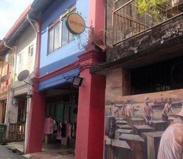 Kampung Lintang Hostel | 24 Seven Heritage Hostel