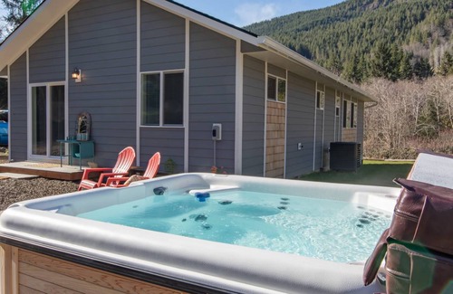 Nehalem House | 242 m² House ∙ 3 bedrooms ∙ 9 guests