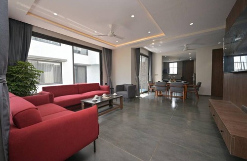 Surgana Villa | 242 m² Villa ∙ 4 bedrooms ∙ 12 guests
