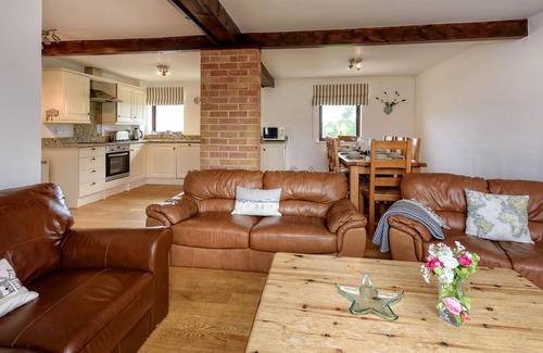Abersoch House | 248 Cae Du - Four Bedroom House, Sleeps 8