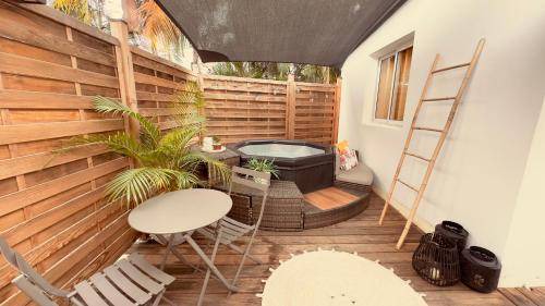 Sainte-Clotilde Centre House | 25 m² House ∙ 1 bedroom ∙ 2 guests
