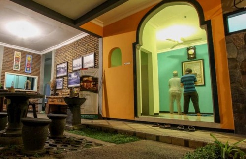 Probolinggo Bed & Breakfast | 25 m² Bed and breakfast ∙ 3 guests