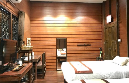 Damnoen Saduak House | 25 m² House ∙ 1 bedroom ∙ 3 guests