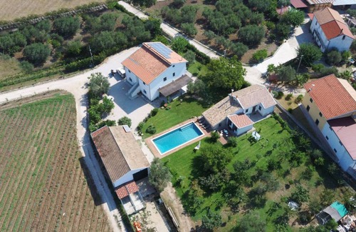 Serre Resort | 25 m² Private room ∙ 3 guests