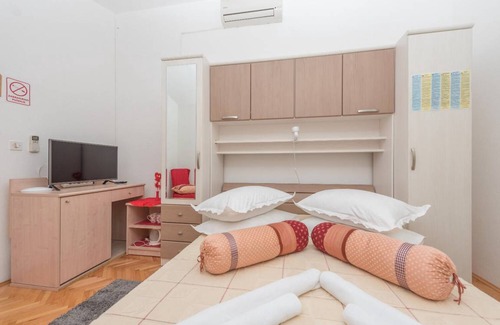 Makarska Old Town Resort | 25 m² Private room ∙ 2 guests