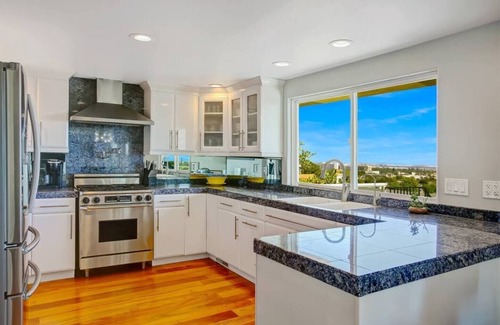 Ventura House | 25%Off Sept WkDay Great Reviews & Ocean Views -Spa