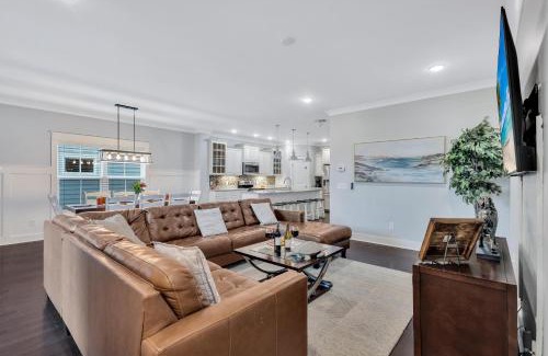 Folly Field House | 25 Sandcastle Court
