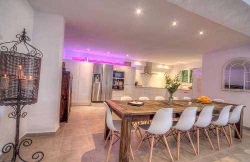 Altea Apartment | 250 m² Apartment ∙ 3 bedrooms ∙ 9 guests