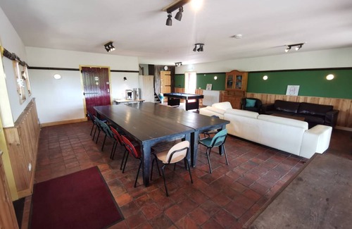 Municipality of Nijmegen House | 250 m² House ∙ 11 bedrooms ∙ 26 guests