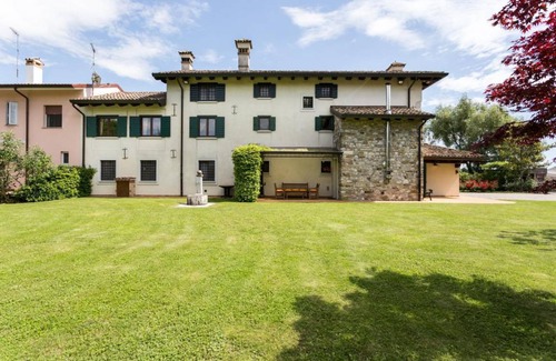 Aquileia House | 250 m² House ∙ 3 bedrooms ∙ 6 guests