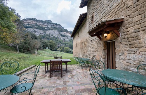 Centelles House | 250 m² House ∙ 5 bedrooms ∙ 10 guests